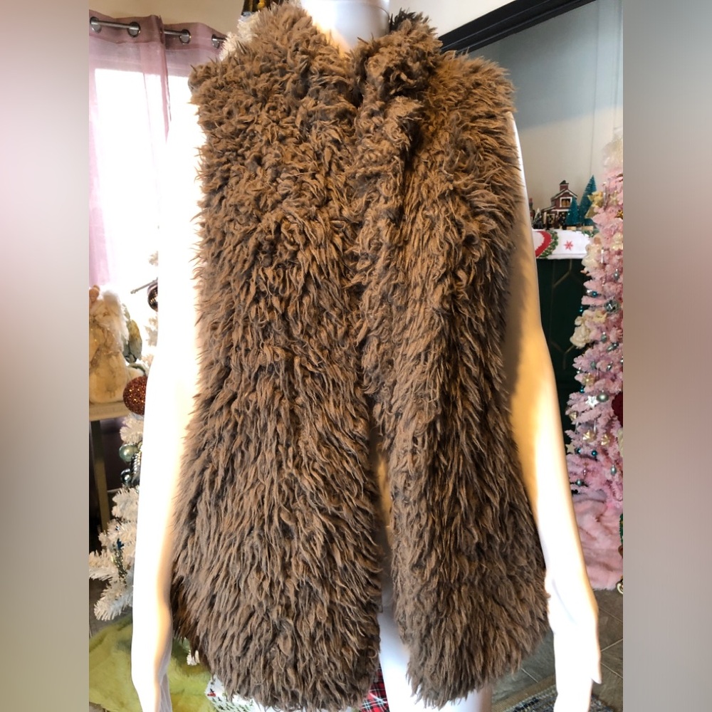 P.J. Salvage Cream/Slate and Brown Faux Fur Shaggy Vest